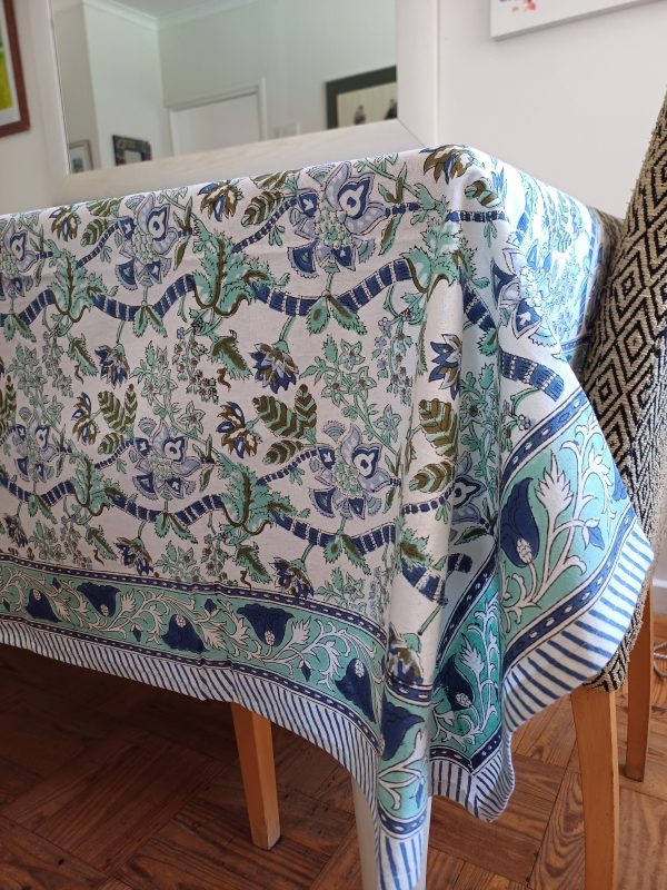 Table Cover Turquoise White floral Block Print Mughal - 6 seater - Image 2