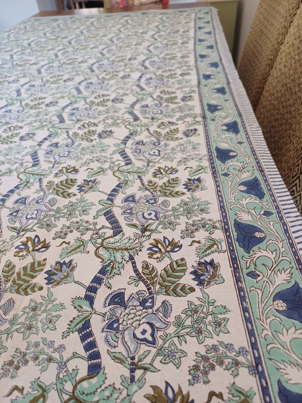 Table Cover Turquoise White floral Block Print Mughal - 6 seater - Image 4