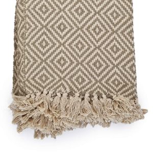 Cream & Grey Diamond Pattern Throw